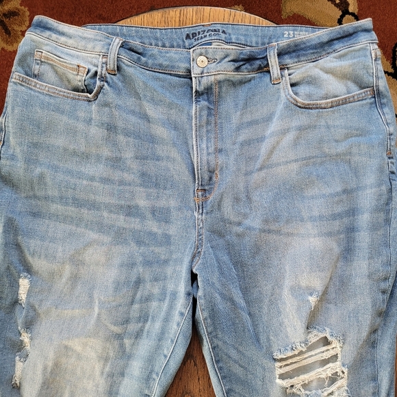 Arizona Jean Co. Hi-Rise Skinny Distressed Medium Wash Jeans Size Women's 23 - Picture 2 of 10